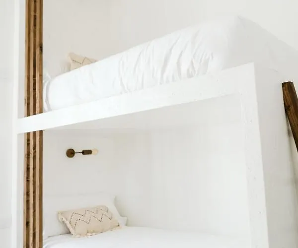 Arena Wave Prázdninový dům